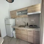 Stefanos Apartment Keri