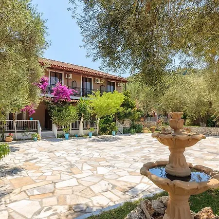 Stefanos Apartment *