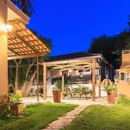 Stefanos Appartement *