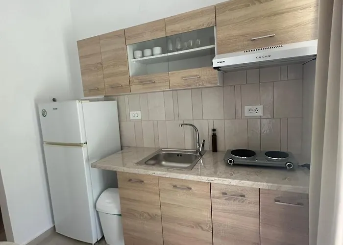 Stefanos Apartamento Keri